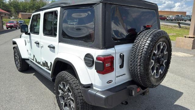 2025 Jeep Wrangler Sahara