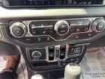 2025 Wrangler Thumbnail 17