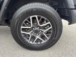 2025 Wrangler Thumbnail 24