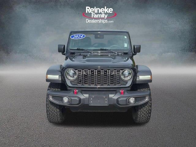 2024 Jeep Wrangler - $37,991
