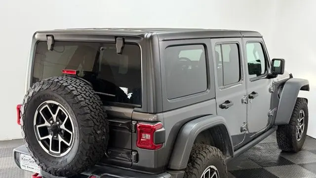 2025 Jeep Wrangler Rubicon