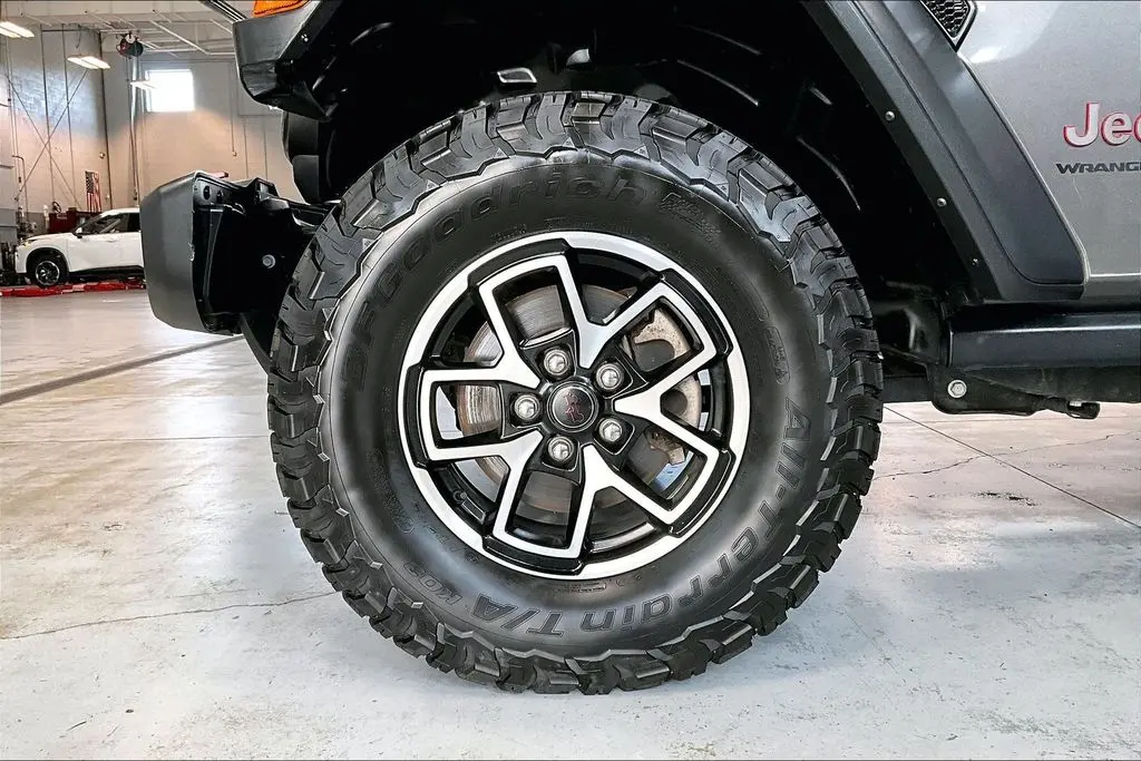 2024 Jeep Wrangler - $33,988