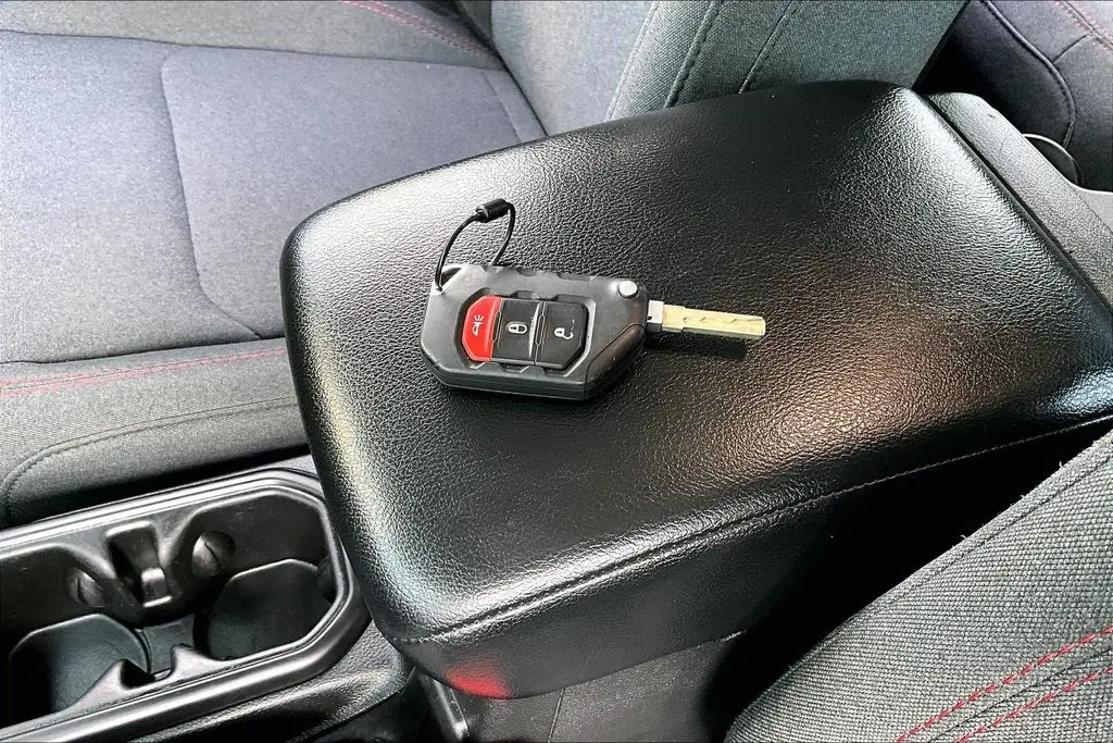 2024 Jeep Wrangler - $33,988
