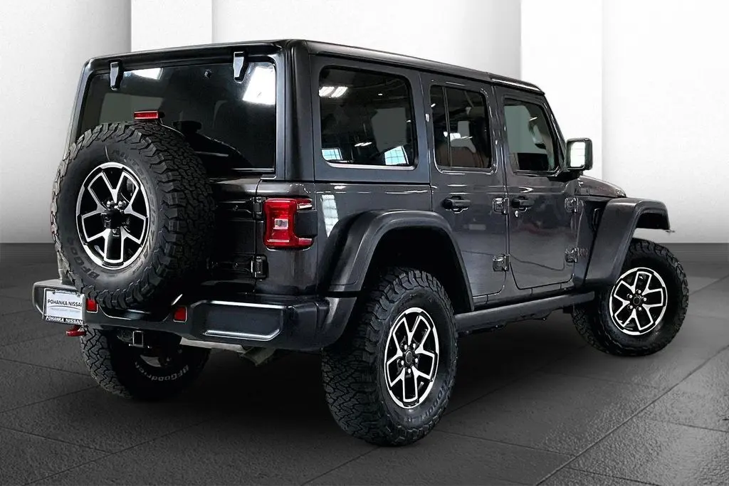 2024 Jeep Wrangler - $33,988