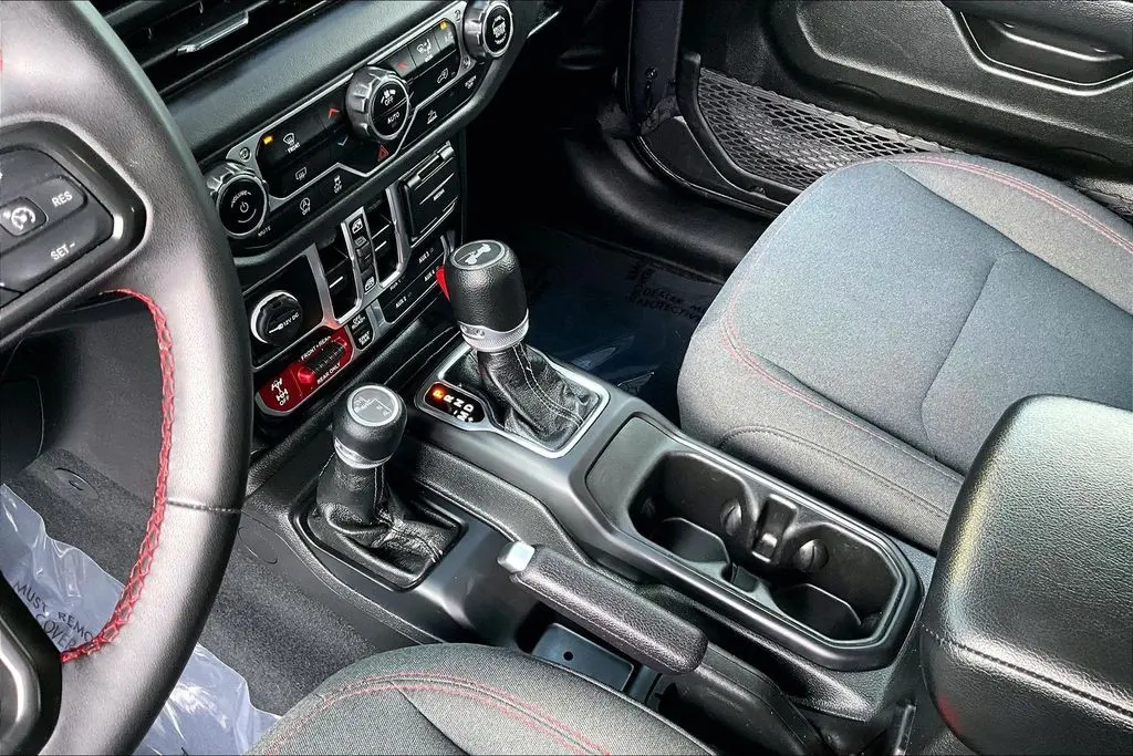 2024 Jeep Wrangler - $33,988