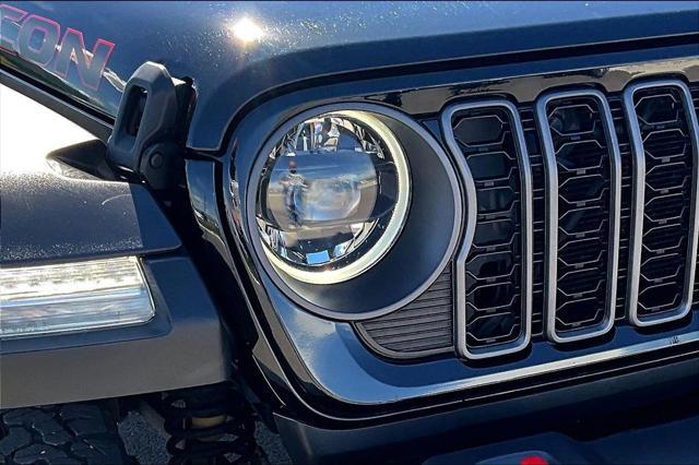2024 Jeep Wrangler - $37,787
