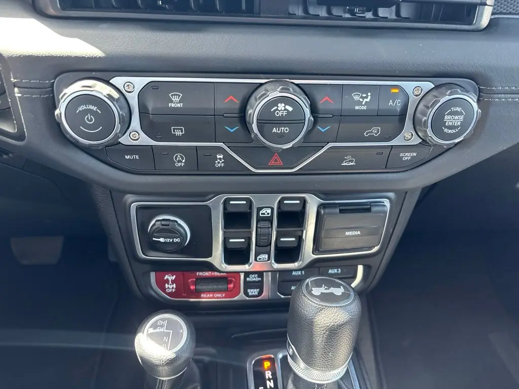 2026 Jeep Wrangler - $44,489