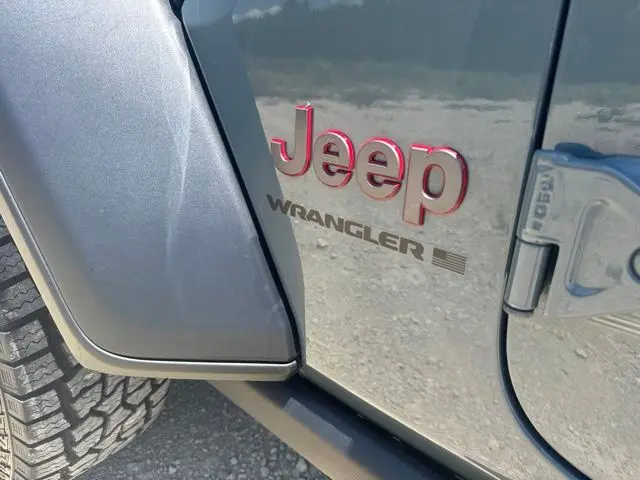 2024 Jeep Wrangler - $33,400