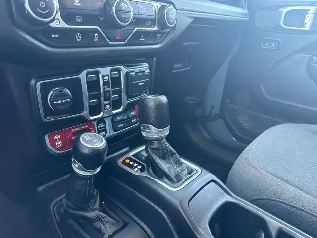 2024 Jeep Wrangler - $33,400