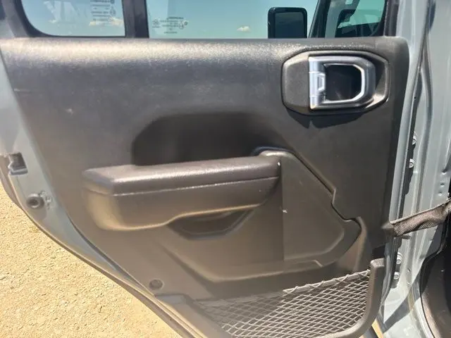 2024 Jeep Wrangler - $33,400