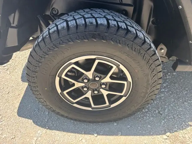 2024 Jeep Wrangler - $33,400