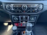 2025 Wrangler Thumbnail 32