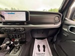 2025 Wrangler Thumbnail 27