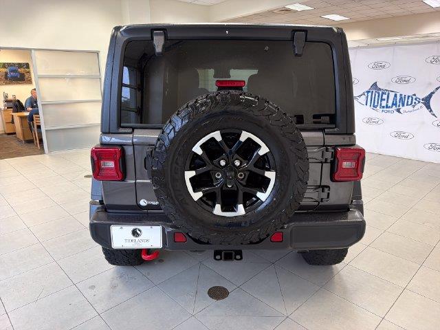 2025 Jeep Wrangler - $34,400