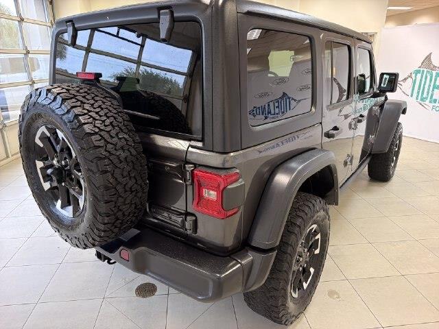 2025 Jeep Wrangler - $34,400