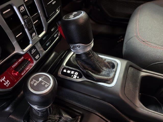 2025 Jeep Wrangler - $34,400