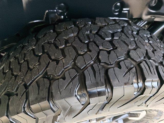 2025 Jeep Wrangler - $34,400