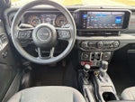 2025 Wrangler Thumbnail 19