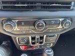 2025 Wrangler Thumbnail 32
