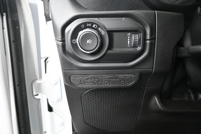 2025 Jeep Wrangler - $38,653