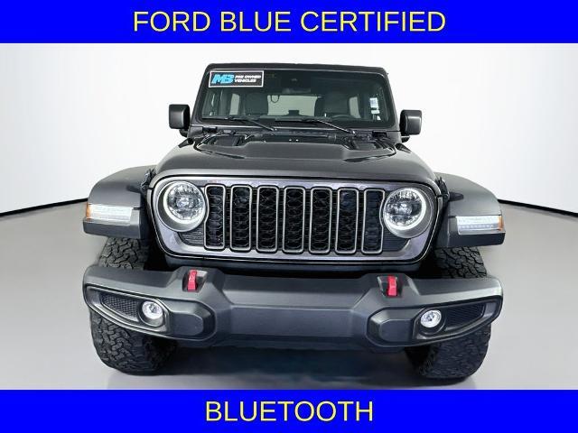 2025 Jeep Wrangler - $32,199