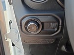 2025 Wrangler Thumbnail 24