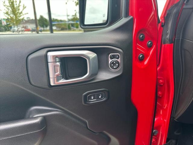 2025 Jeep Wrangler - $31,298