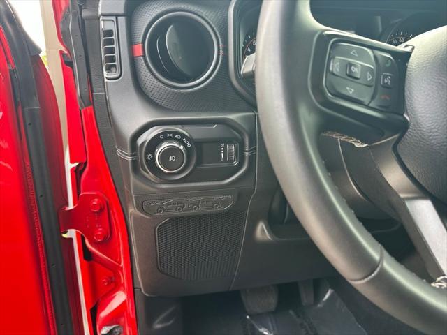 2025 Jeep Wrangler - $31,298