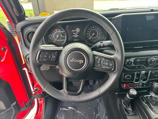 2025 Jeep Wrangler - $31,298