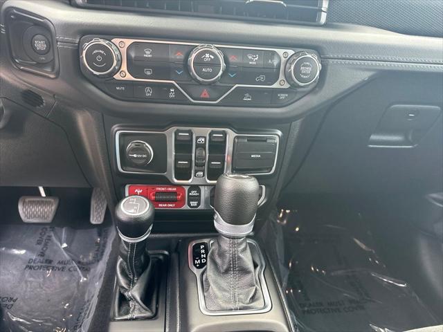 2025 Jeep Wrangler - $31,298