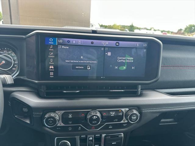 2025 Jeep Wrangler - $31,298