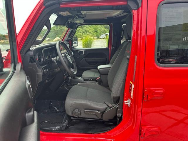 2025 Jeep Wrangler - $31,298