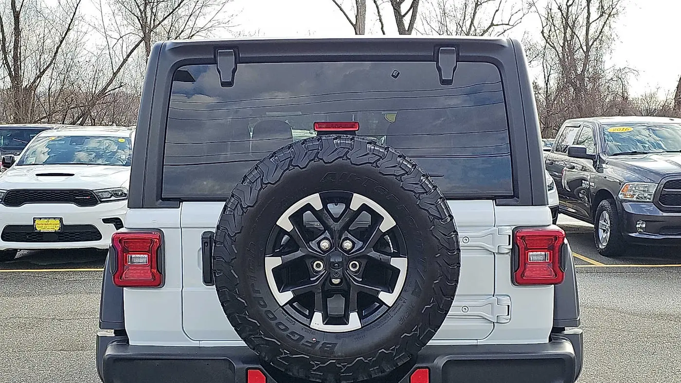 2025 Jeep Wrangler Rubicon