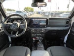 2025 Wrangler Thumbnail 33