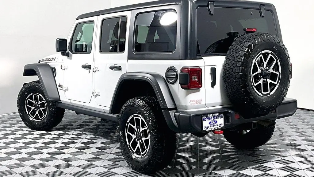 2025 Jeep Wrangler Rubicon