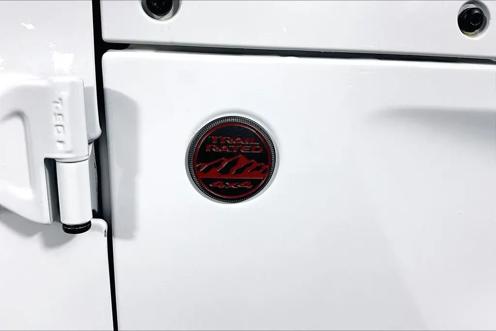 2025 Jeep Wrangler - $39,741