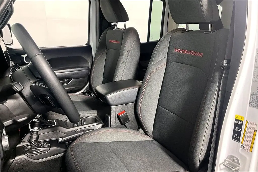 2025 Jeep Wrangler - $39,741