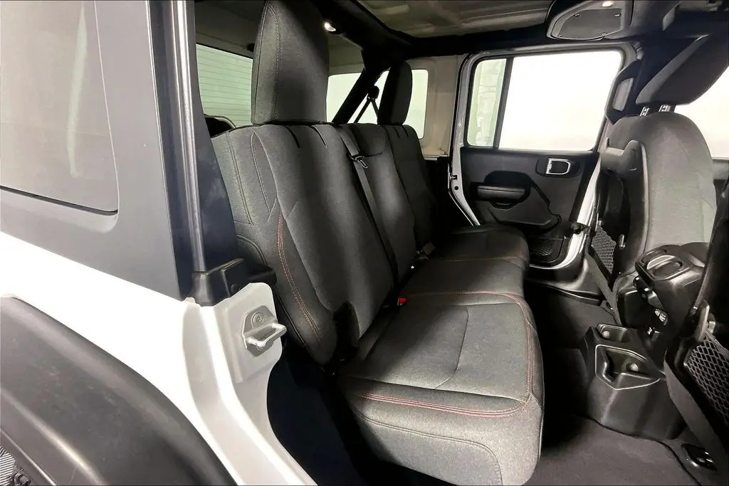 2025 Jeep Wrangler - $39,741