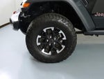 2025 Wrangler Thumbnail 9