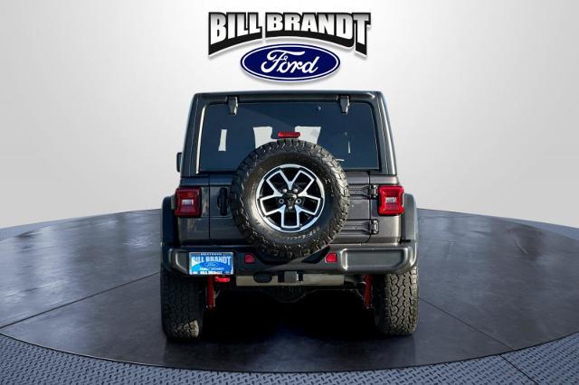 2025 Jeep Wrangler - $32,776