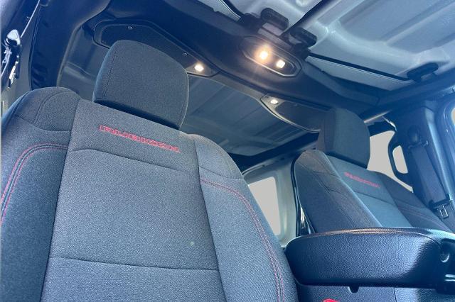 2025 Jeep Wrangler - $32,776