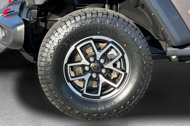 2025 Jeep Wrangler - $32,776