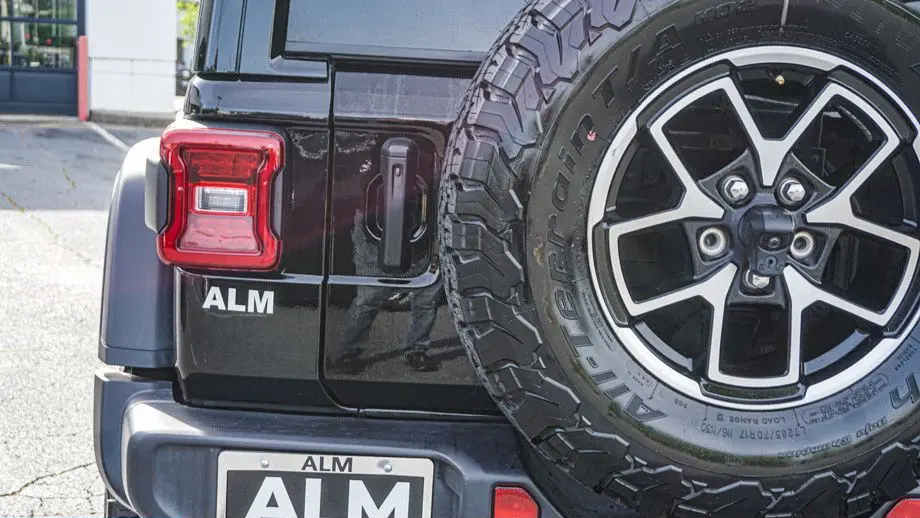 2025 Jeep Wrangler Rubicon
