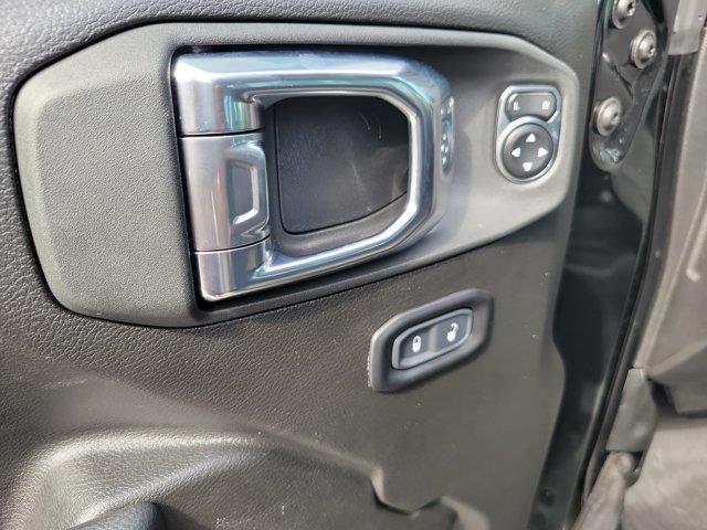 2025 Jeep Wrangler - $41,772