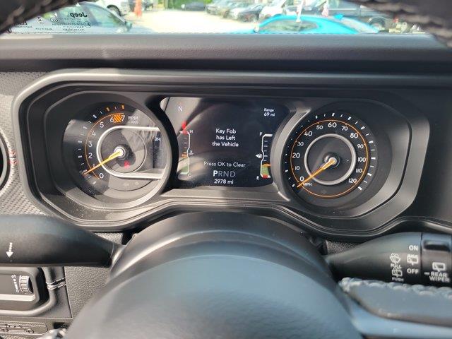 2025 Jeep Wrangler - $41,772