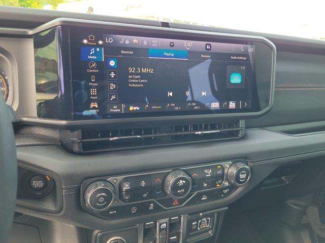 2025 Jeep Wrangler - $41,772