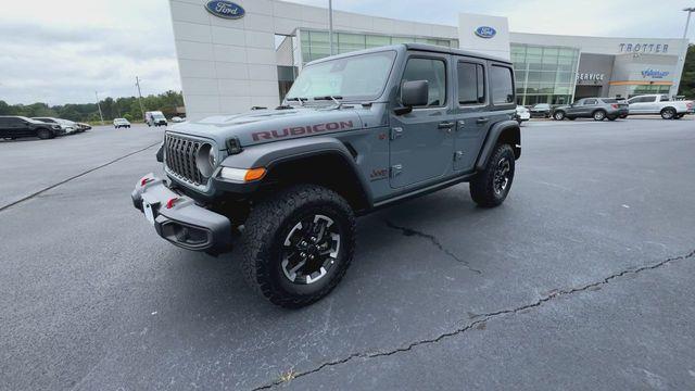 2025 Jeep Wrangler - $38,629