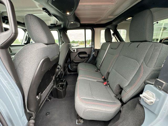 2025 Jeep Wrangler - $38,629