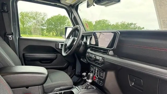 2025 Jeep Wrangler Rubicon X