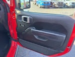 2025 Wrangler Thumbnail 25